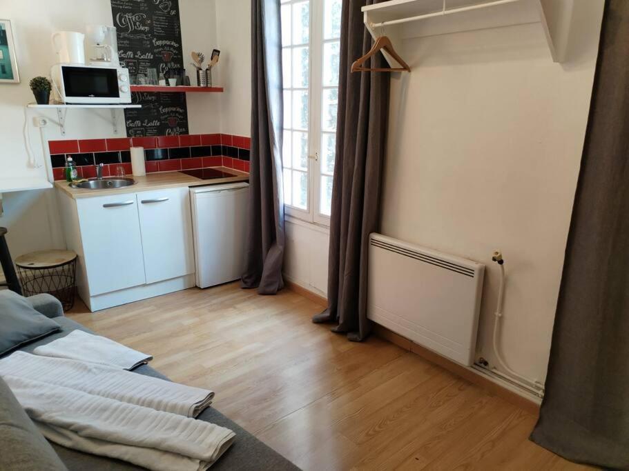 Studio Rue De La Sante Paris Exterior photo